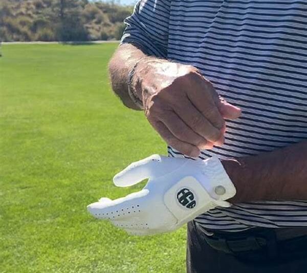 Ergonomic Golf Glove Construction